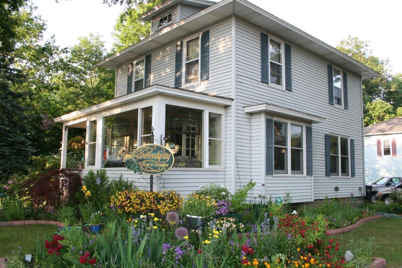 Serendipity Bed And Breakfast Saugatuck Eksteriør billede