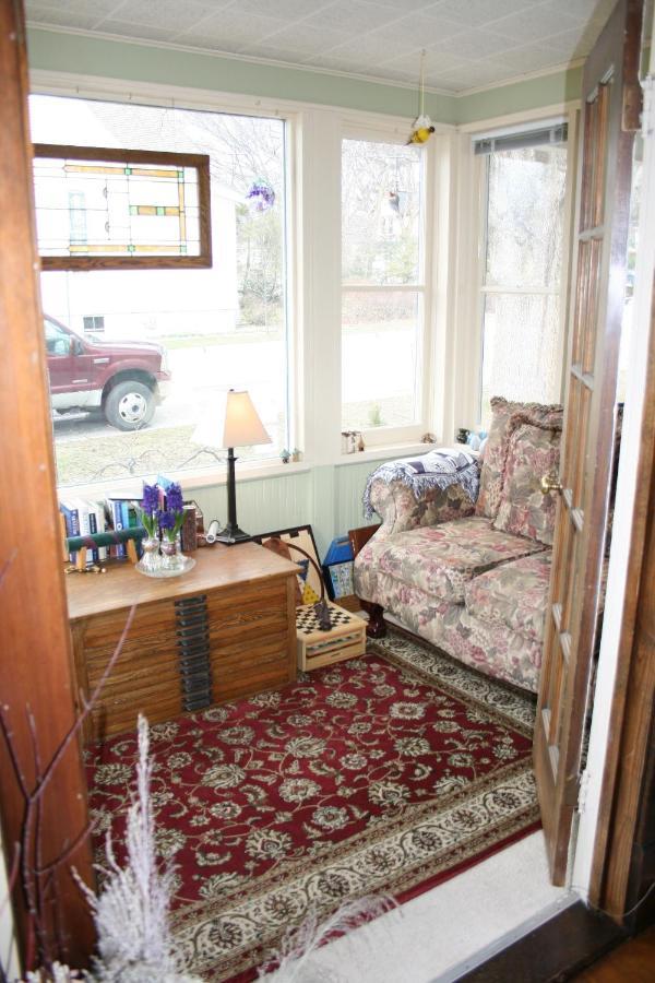 Serendipity Bed And Breakfast Saugatuck Eksteriør billede